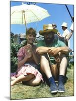 FINIAN'S RAINBOW, 1968 directed by FRANCIS FORD COPPOLA On the set, Petula Clark and Francis Ford C-null-Mounted Photo