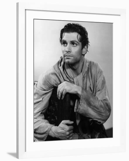 Fire over England, Laurence Olivier, 1937-null-Framed Photo