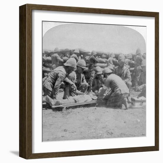 First Aid to a Wounded Fusilier, Honey Nest Kloof Battle, Boer War, South Africa, February 1900-Underwood & Underwood-Framed Giclee Print