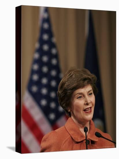 First Lady Laura Bush Speaks at Saint Rosalie School in Harvey, Louisianna Tuesday, January 9, 2007-Alex Brandon-Stretched Canvas