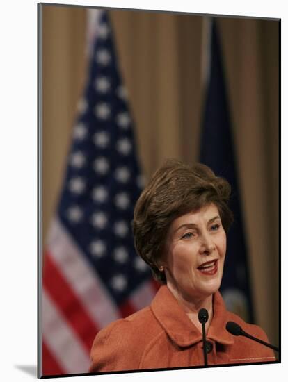 First Lady Laura Bush Speaks at Saint Rosalie School in Harvey, Louisianna Tuesday, January 9, 2007-Alex Brandon-Mounted Photographic Print