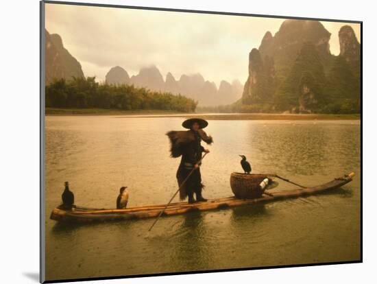 Fisherman in Bamboo Raft on the Li River, China-Keren Su-Mounted Premium Photographic Print