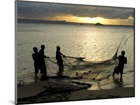 Fishermen Pulling in the Nets at Dawn, Ramena Beach, Diego Suarez, North Madagascar-Inaki Relanzon-Mounted Photographic Print