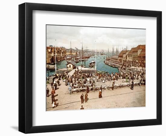 Fisketorget, Bergen, Pub. C.1900-null-Framed Premium Giclee Print