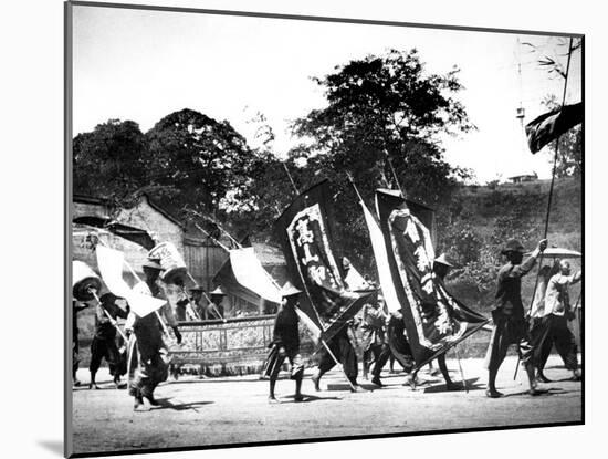 Flag Carriers, Singapore, 1900-null-Mounted Giclee Print