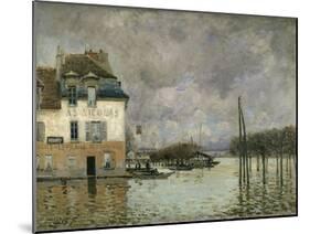 Flood of Port-Marly, c.1876-Alfred Sisley-Mounted Giclee Print