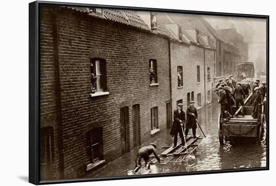 Flooded London Streets 1928-null-Framed Photographic Print