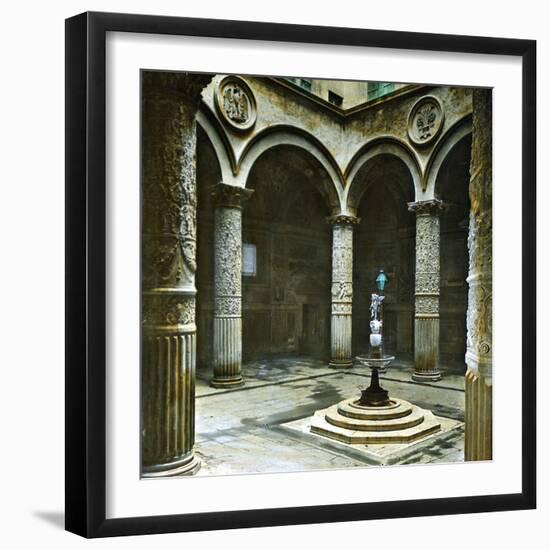 Florence (Italy), the Palazzo Vecchio (Or Palazzo Della Signora), the Courtyard, Circa 1895-Leon, Levy et Fils-Framed Photographic Print