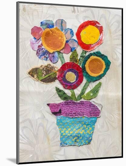 Flower Pot I-Elizabeth St. Hilaire-Mounted Art Print