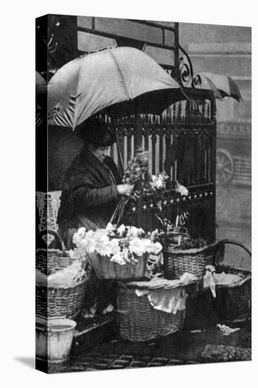 Flower Seller, Piccadilly Circus, London, 1926-1927-null-Stretched Canvas