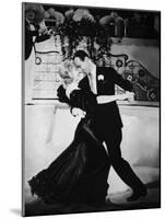 Flying Down To Rio, Ginger Rogers, Fred Astaire, 1933, Dancing 'The Carioca'-null-Mounted Photo