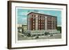 Fond Du Lac, Wisconsin - Hotel Retlaw Exterior-Lantern Press-Framed Art Print