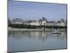 Fontainebleau : Façades donnant sur le grand parterre, avec au centre un bassin ; jardins de Le-null-Mounted Giclee Print