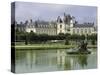 Fontainebleau : Façades donnant sur le grand parterre, avec au centre un bassin ; jardins de Le-null-Stretched Canvas
