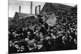 Football: the Cup Tie Crowd at Derby, 1903-null-Mounted Photographic Print