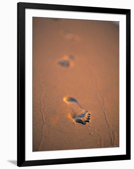 Footprints in the Sand-Jon Arnold-Framed Photographic Print