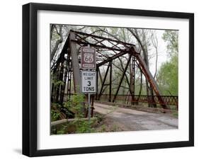 Forgotten Motels, Chelsea, Oklahoma-Mel Root-Framed Photographic Print