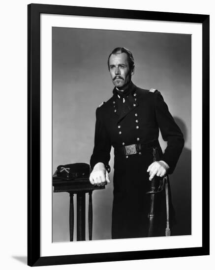 FORT APACHE, 1948 directed by JOHN FORD Henry Fonda (b/w photo)-null-Framed Photo