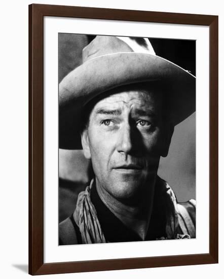 FORT APACHE, 1948 directed by JOHN FORD John Wayne (b/w photo)-null-Framed Photo