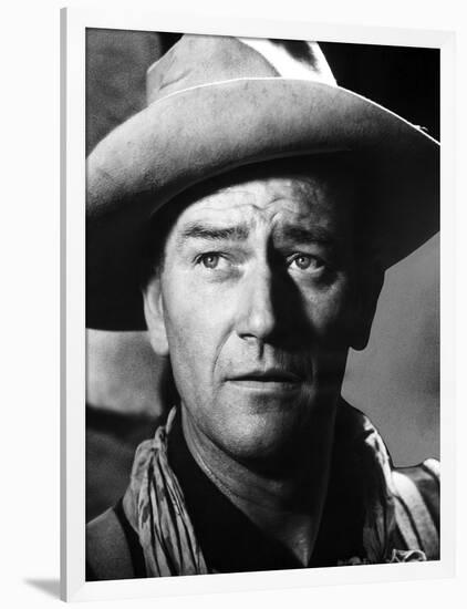 FORT APACHE, 1948 directed by JOHN FORD John Wayne (b/w photo)-null-Framed Photo
