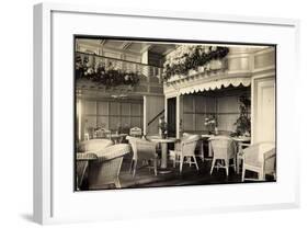 Foto Hapag, Dampfer Albert Ballin,Laube Der 1 Klasse-null-Framed Giclee Print