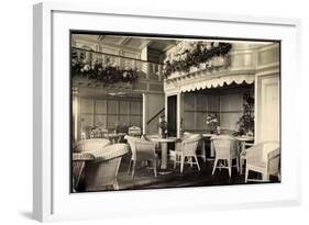 Foto Hapag, Dampfer Albert Ballin,Laube Der 1 Klasse-null-Framed Giclee Print