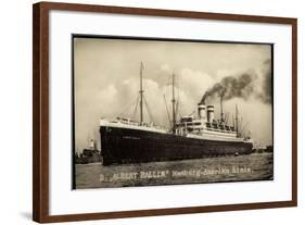 Foto Hapag, Dampfschiff Albert Ballin, Rauch-null-Framed Giclee Print