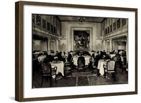 Foto Hapag, Dampfschiff Deutschland, Speisesaal-null-Framed Giclee Print