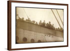 Foto Hapag, Dampfschiff, S.S. Deutschland,Passagiere-null-Framed Giclee Print