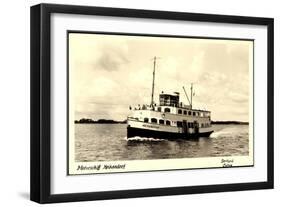 Foto Kiel,Motorschiff Heikendorf in Fahrt,Passagiere-null-Framed Giclee Print