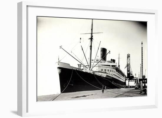 Foto Norddeutscher Lloyd Bremen, Dampfschiff Bremen-null-Framed Giclee Print