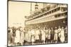 Foto Passagiere, Gruppenfoto, Dampfschiff, 1927-null-Mounted Giclee Print