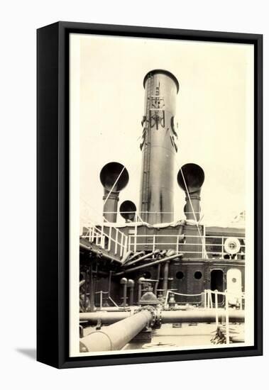 Foto S.S. Algonquin, Clyde Steamship Co., Schornstein-null-Framed Stretched Canvas