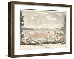 Fountain and large pond in the gardens of Het Loo Palace, 1694-97-Jan I van Call-Framed Giclee Print