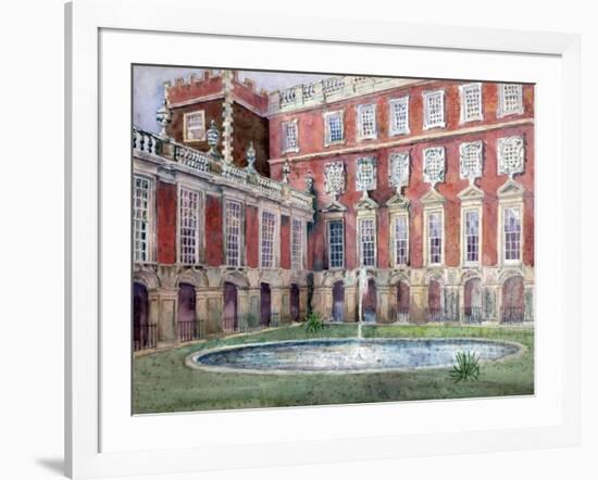 Fountain at Hampton Court Palace-null-Framed Giclee Print