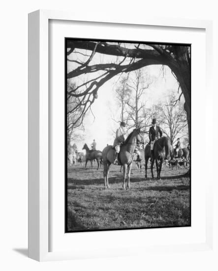 Fox Meet 1930S-null-Framed Photographic Print