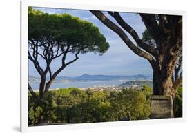 France, Cote D'Azur, Saint Tropez, Bay-Chris Seba-Framed Photographic Print