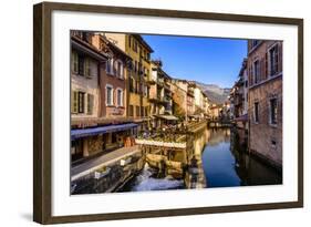 France, Rh™ne-Alpes, Haute-Savoie, Annecy, River Thiou, Old Town-Udo Siebig-Framed Photographic Print