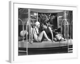 Franchot Tone, Joan Crawford, Dancing Lady, 1933-null-Framed Photographic Print