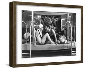 Franchot Tone, Joan Crawford, Dancing Lady, 1933-null-Framed Photographic Print