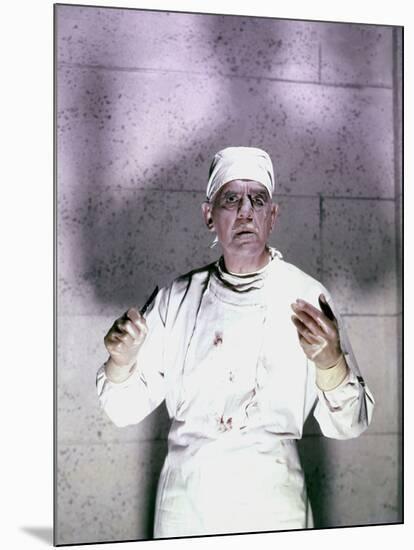 FRANKENSTE 1970 by HowardKoch with Boris Karloff, 1958 (photo)-null-Mounted Photo