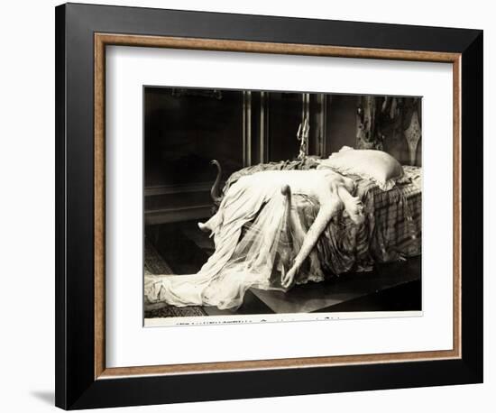 Frankenstein, Mae Clarke on lobbycard, 1931-null-Framed Art Print