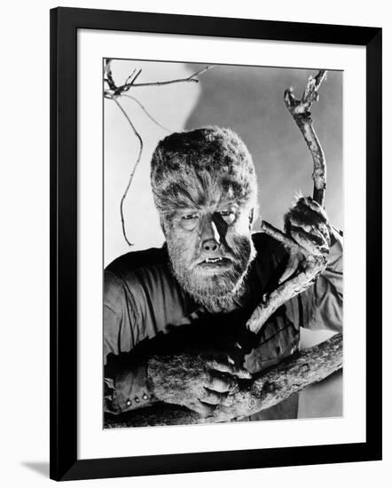 Frankenstein Meets the Wolf Man, Lon Chaney, Jr., 1943-null-Framed Photo