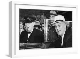 Franklin D Roosevelt and Winston Churchill Meeting in Quebec, Canada, 1944-null-Framed Giclee Print