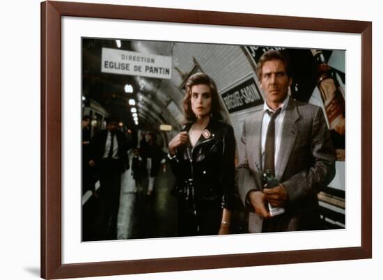 FRANTIC, 1988 directed by ROMAN POLANSKI Emmanuelle Seigner and Harrison Ford (photo)-null-Framed Photo