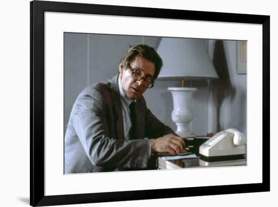 FRANTIC, 1988 directed by ROMAN POLANSKI Harrison Ford (photo)-null-Framed Photo