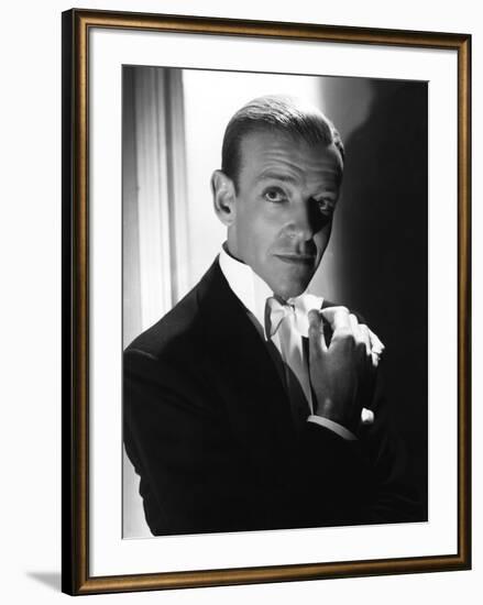 FRED ASTAIRE (b/w photo)-null-Framed Photo