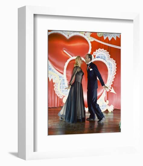 Fred Astaire & Ginger Rogers-null-Framed Photo