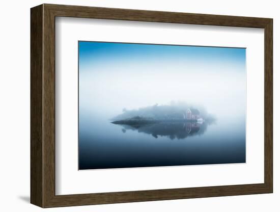 Free Falling-Lars Arvid Hellebø-Framed Photographic Print