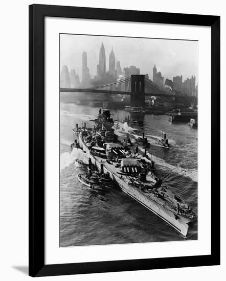 French Battleship Richelieu Passes Brooklyn Bridge-null-Framed Photographic Print